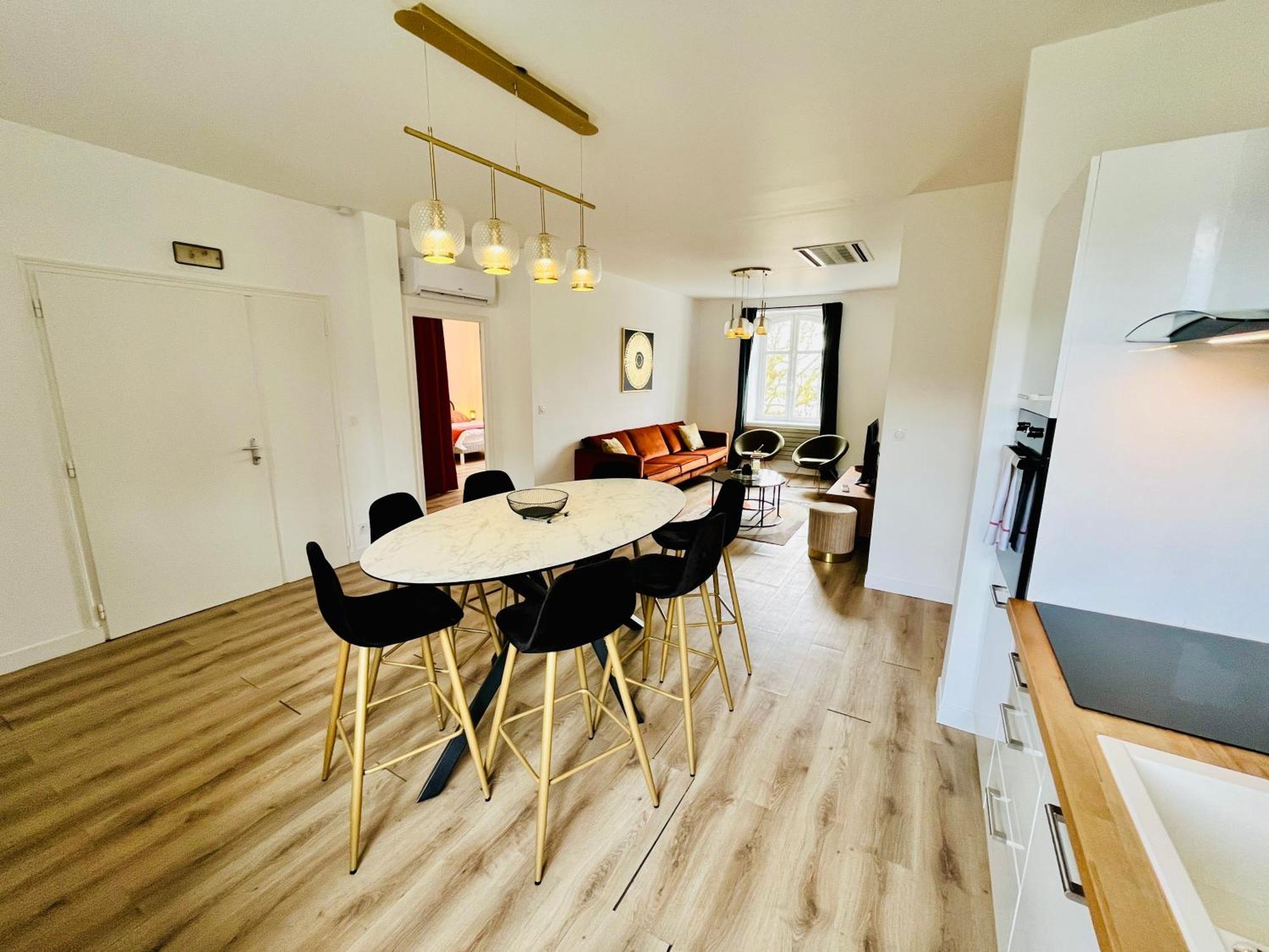 Vue Loire, Hypercentre, Spacieux, Familial, Climatise, Le Quai De Loire Apartman Blois Kültér fotó