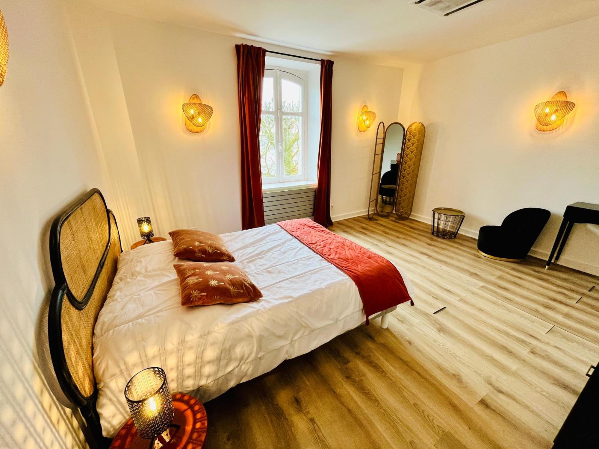 Vue Loire, Hypercentre, Spacieux, Familial, Climatise, Le Quai De Loire Apartman Blois Kültér fotó